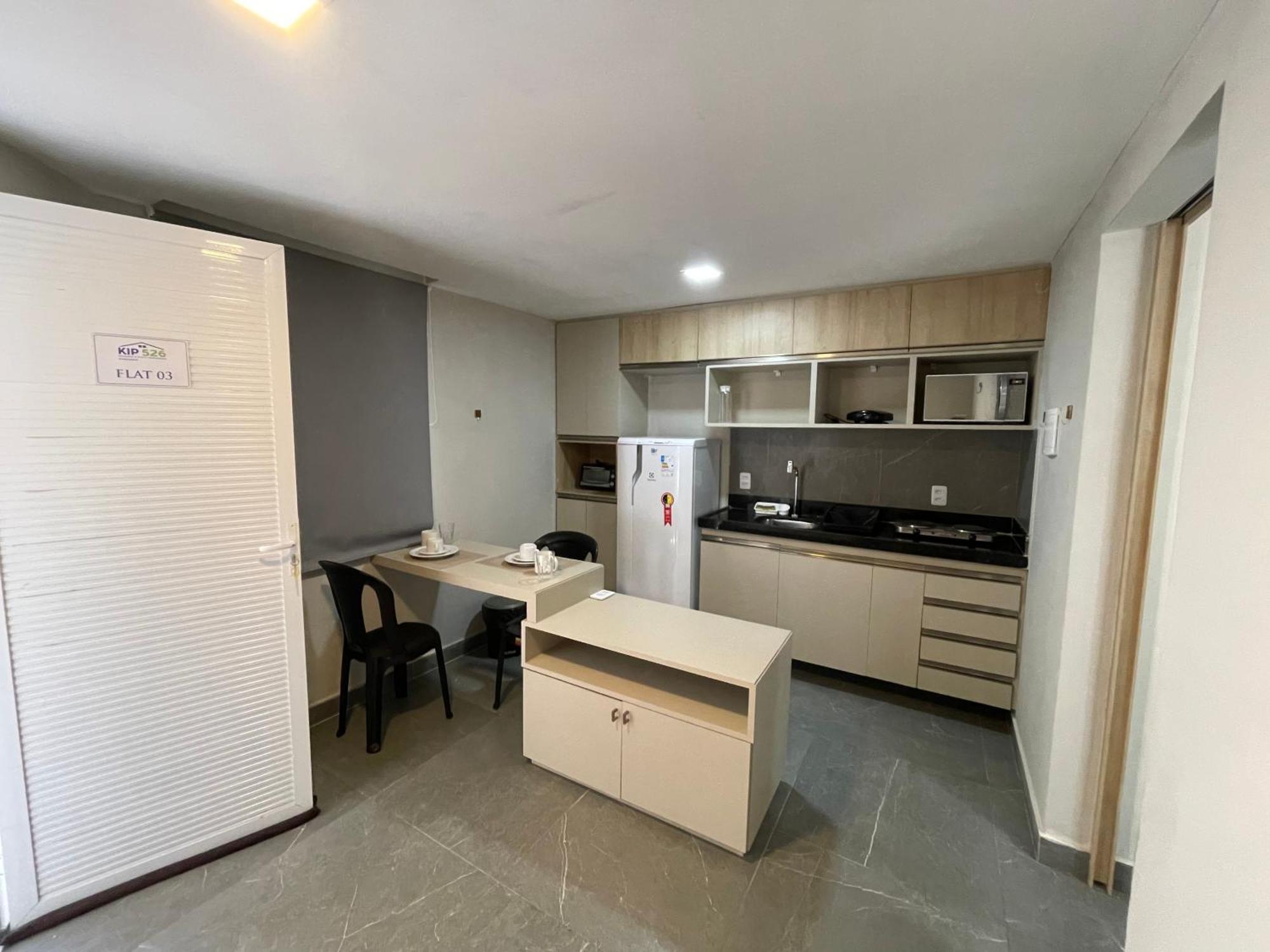 Kip 526 E Flats Temporada Aparthotel